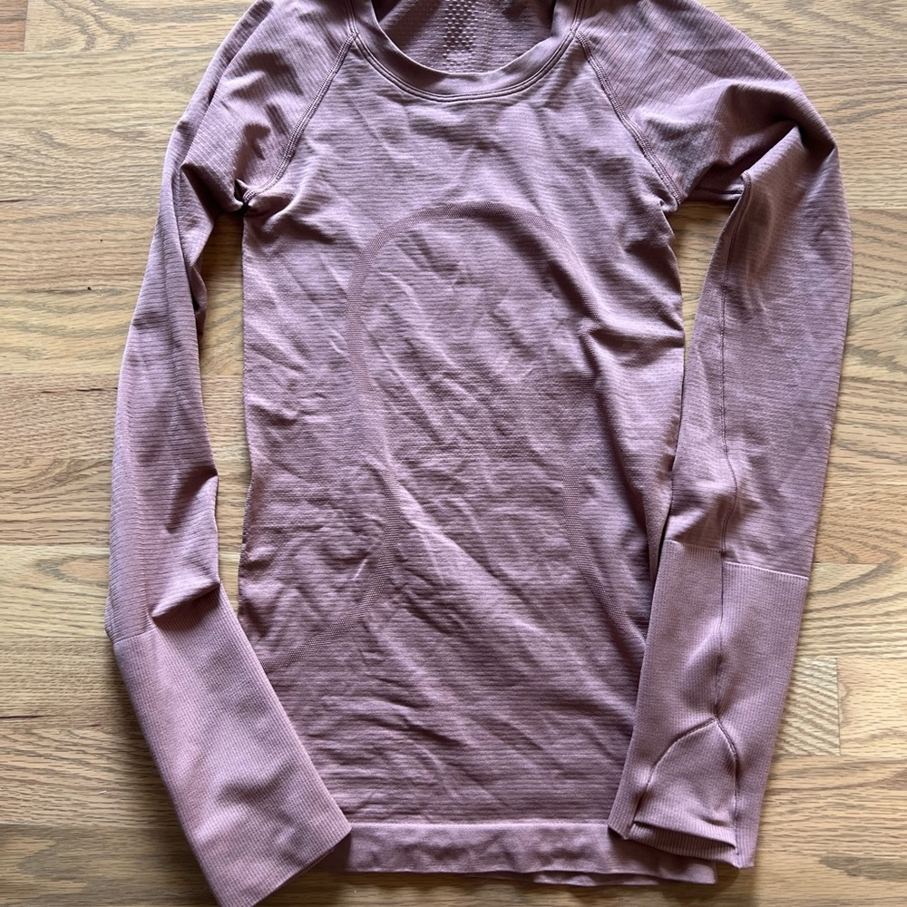 Lululemon swiftly tech